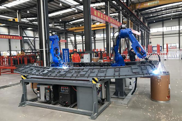 机器人自动焊接加工