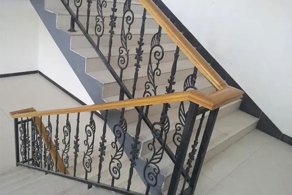 楼梯栏杆