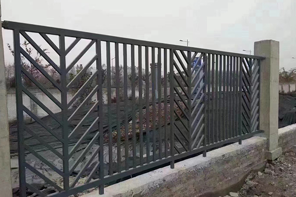 围墙栏杆