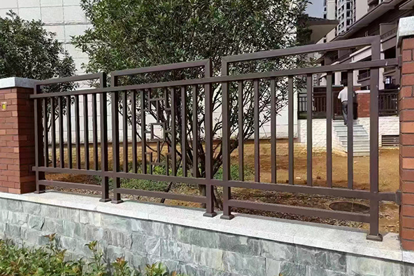 围墙栏杆